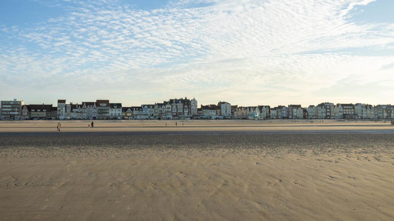 Appartement Face A La Mer Dunkirk Exterior photo